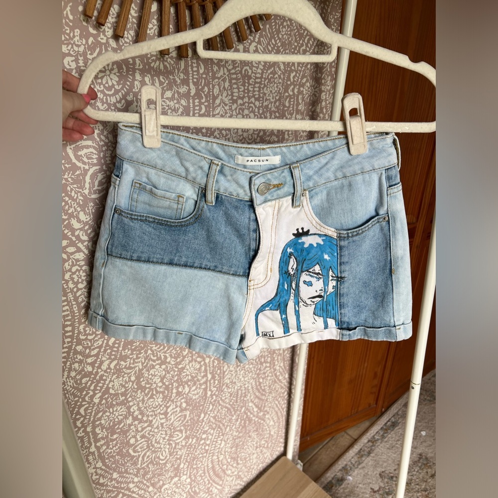 Custom Hand Painted PacSun‎ Mom Denim Jean Shorts with Anime Portrait